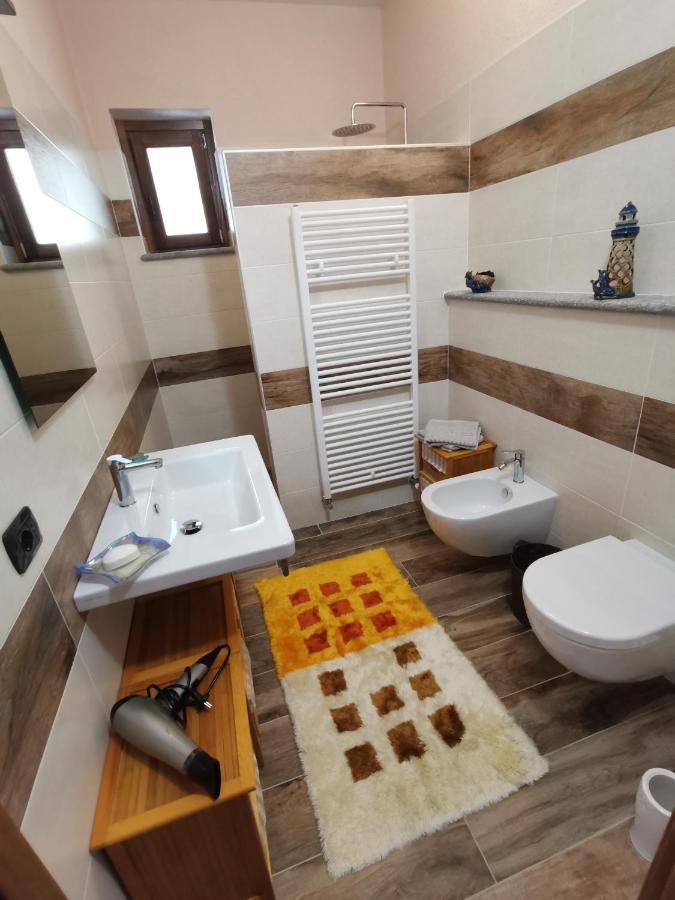 Casa Bella Vista Lägenhet Villar San Costanzo Exteriör bild